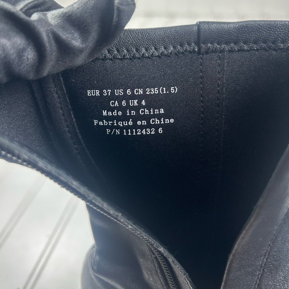 & Other Stories Black Leather Chunky Heel Ankle Boots Women’s Size 6 $245 - Picture 12 of 12